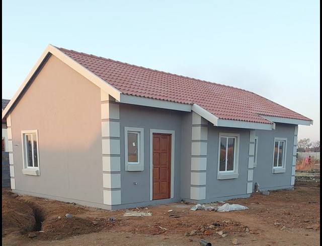 2 BEDROOM HOUSE FOR SALE IN BUHLE PARK